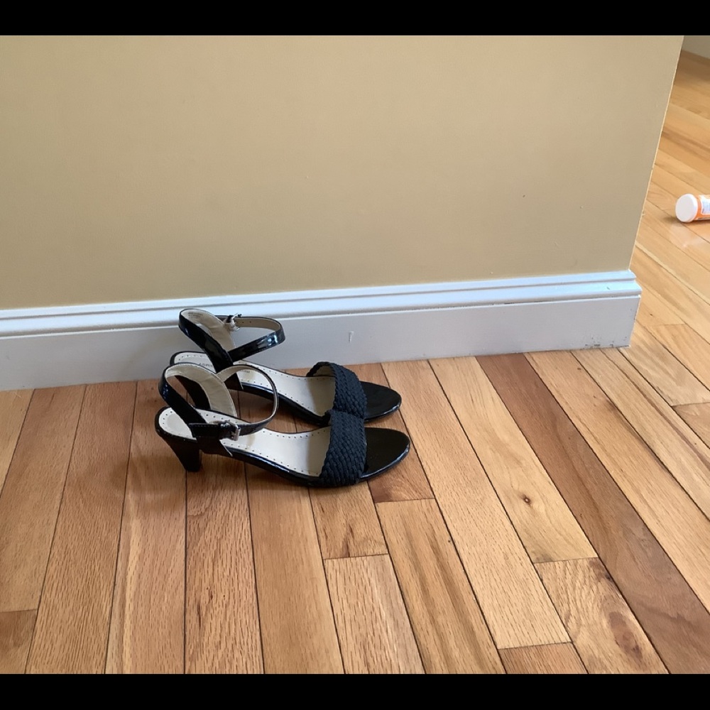 Black sandals